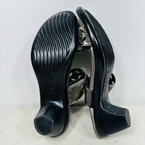 NAOT Strappy Slip On Wedge Sandals Womens Metallic Wedge Heel Cushioned Sz 39-8 - Picture 7 of 8